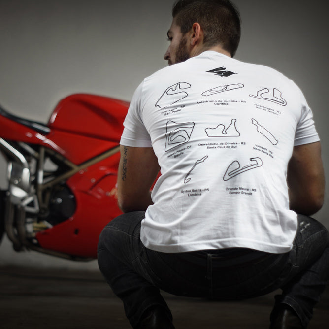 Camiseta Motociclista na Cor Branca Racing Rabbit | Coelho Veloz