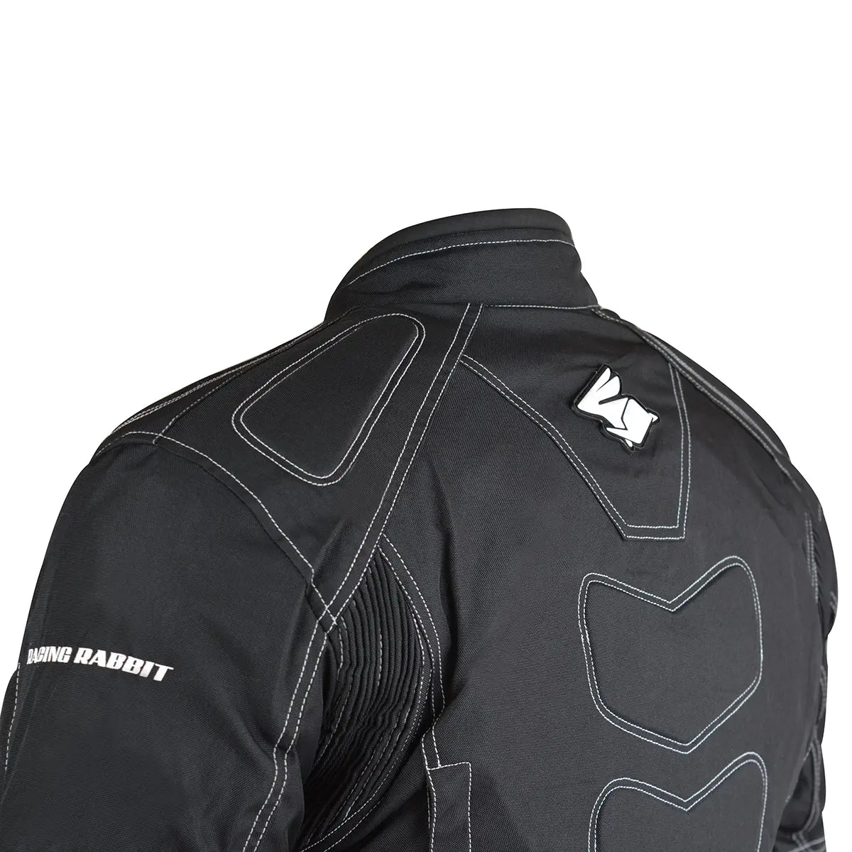 Jaqueta Racing Rabbit impermeável modelo All Black, cor preta, com forro térmico removível, proteções certificadas C.E nos ombros, cotovelos e costas, detalhes refletivos para maior segurança em baixa visibilidade, design moderno e funcional, ideal para motociclistas em todas as condições climáticas. Jaqueta Motoqueiro
Jaqueta Motociclista
Jaqueta Moto
Jaqueta para Andar de Moto
Jaqueta Pilotagem de Moto
Jaqueta Impermeável Moto
Jaqueta Prova Agua Moto
Jaqueta Proteção Moto
Jaqueta Ventilada Moto
Blusa Moto
