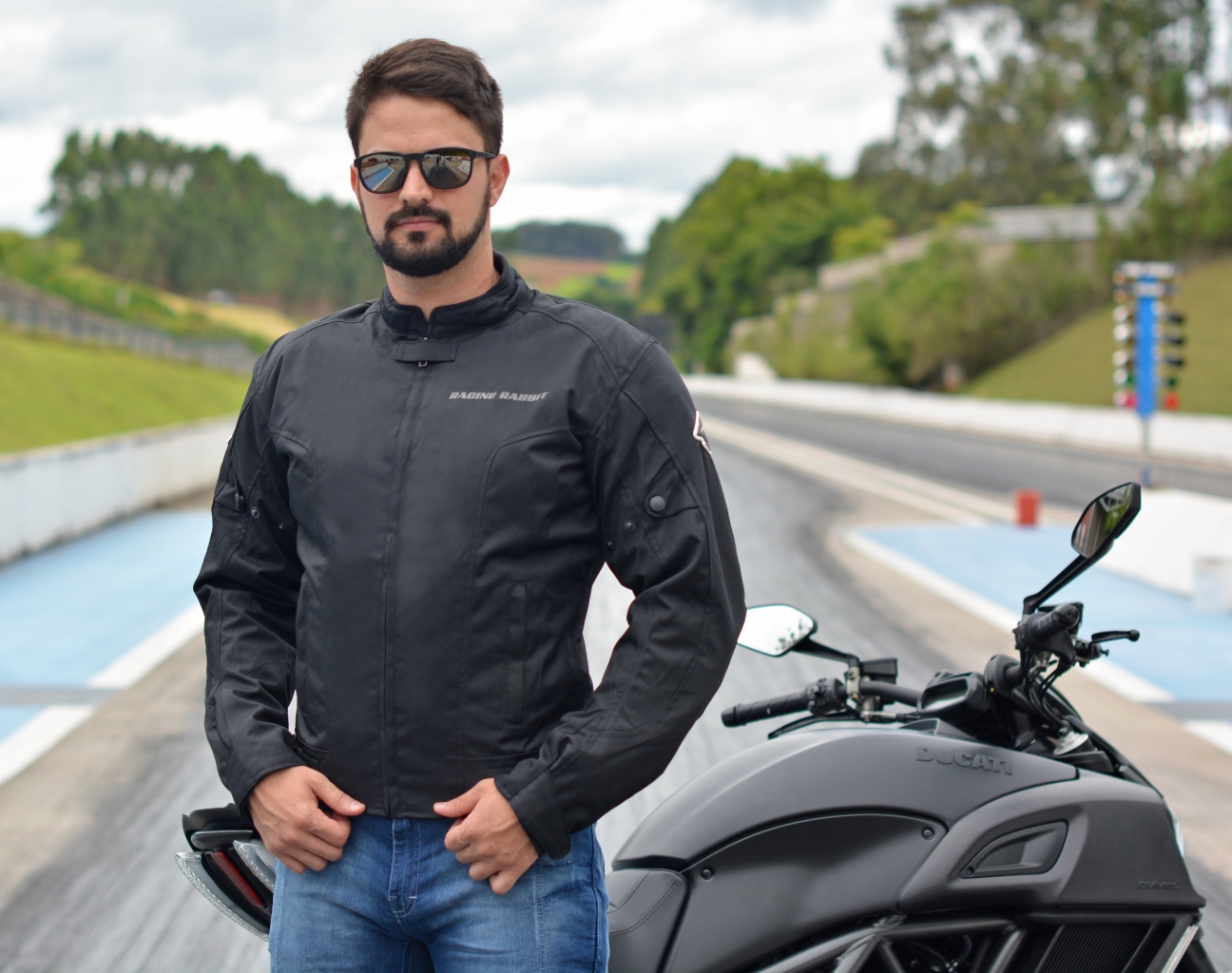 jaqueta masculina motoqueiro com proteção